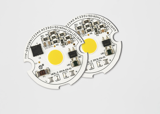 110 v / 220 v Sürücüsüz Su Geçirmez Led Modül 120lm / W YOK Karartma Düşük Termal Direnç